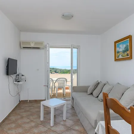 Sime Apartman Lopar