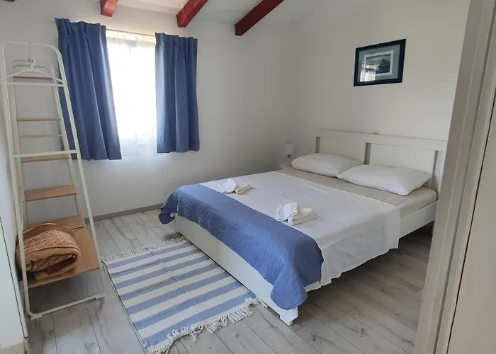 Sime Apartment *