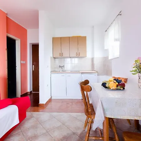 דירה Sime לופאר