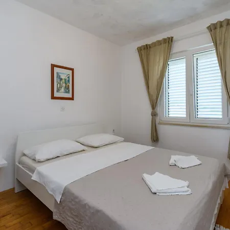 Sime Apartament Lopar